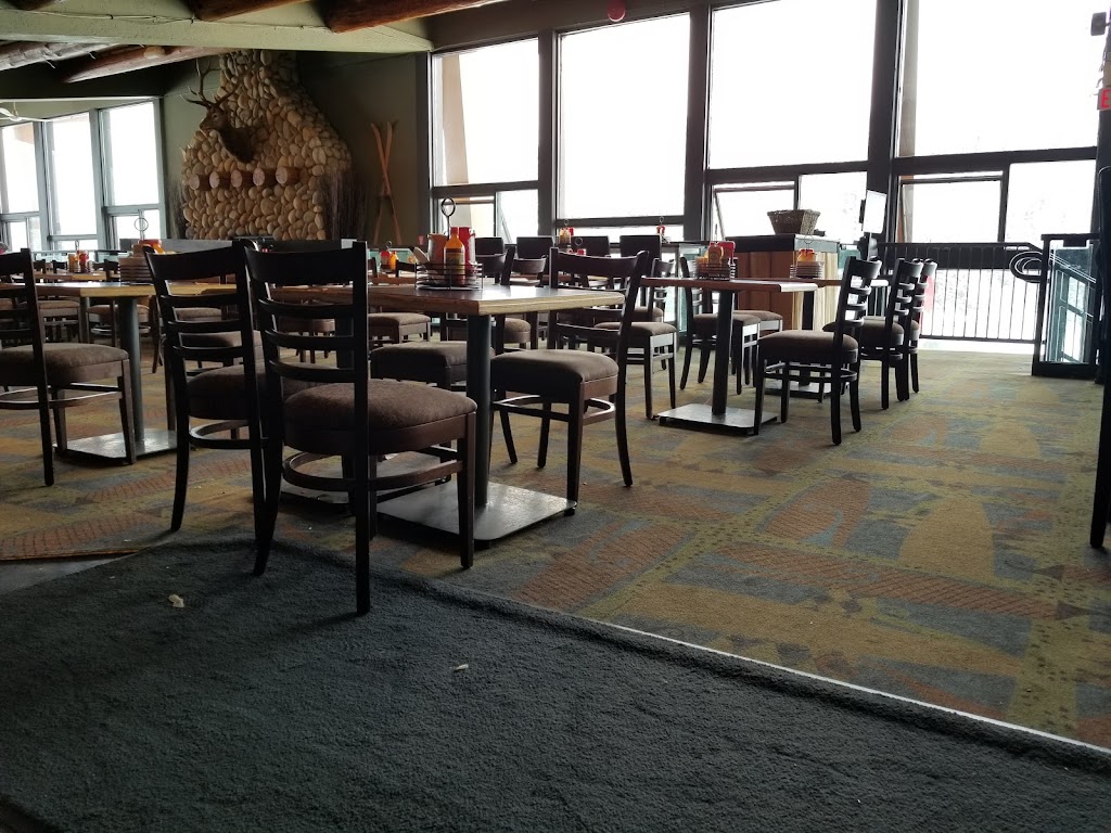 The Lookout Lounge Kitchen & Bar | 1 Sunshine Access Rd, Edgewater, AB T1L 1J5, Canada | Phone: (877) 542-2633