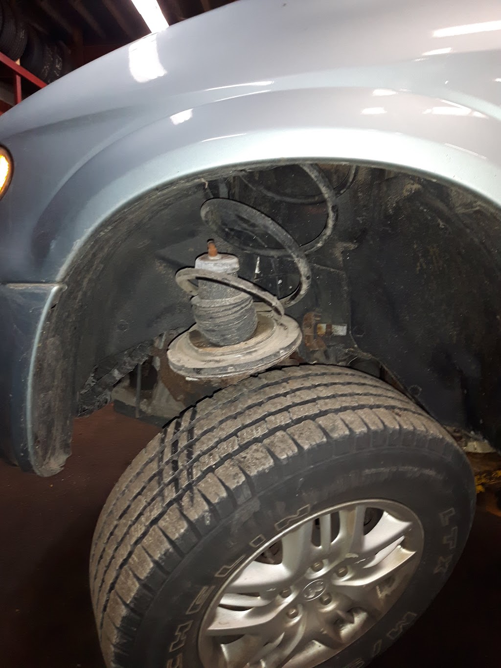 Alpina Auto Services | 296 Strabane Ave, Windsor, ON N8Y 2W7, Canada | Phone: (519) 945-2444