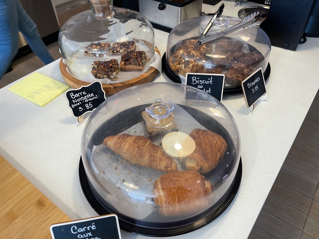 Café Sleepywood | 315 Chem. Ozias-Leduc, Otterburn Park, QC J3H 4A7, Canada | Phone: (450) 446-0404