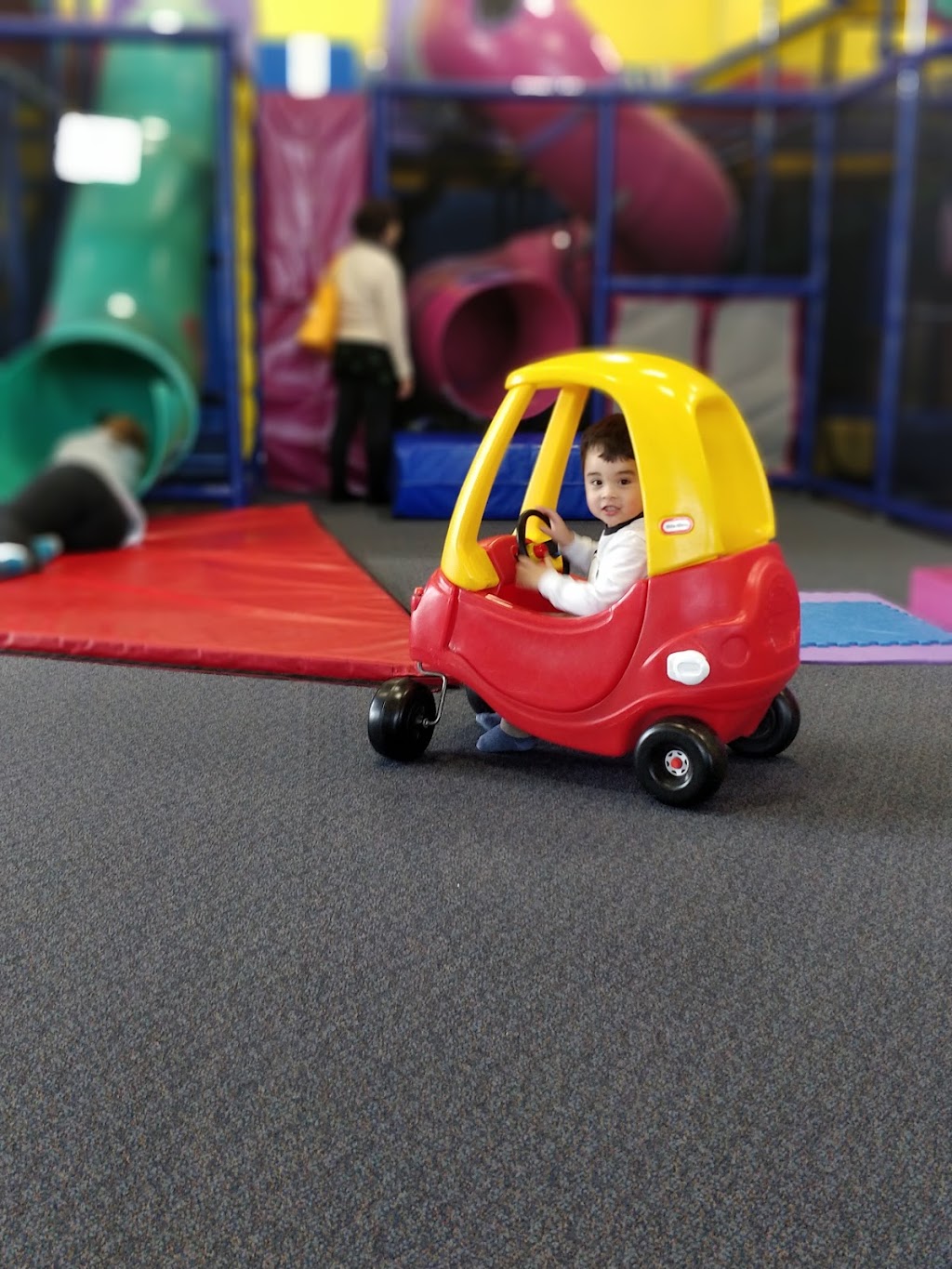 Markham Busy Buddies Indoor Playground | 114 Anderson Ave, Markham, ON L6E 1A5, Canada | Phone: (905) 201-0409