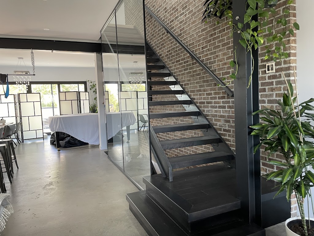DNC Stair Builders | 68 Caudle Park Crescent Lower Sackville, Halifax, NS B4C 1Z4, Canada | Phone: (902) 441-7563