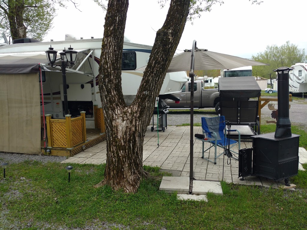 Camping Canadien-Américain | 209 QC-138, Saint-Augustin-de-Desmaures, QC G3A 0G2, Canada | Phone: (418) 878-4254