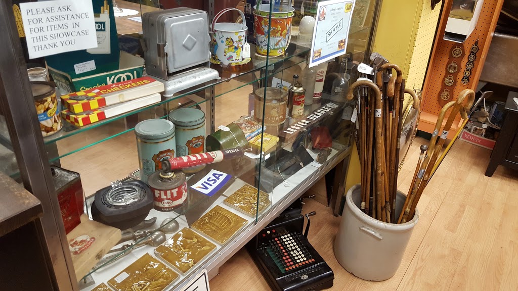 Aubreys Antiques | 5683 Bank, Greely, ON K4P 1C3, Canada | Phone: (613) 821-3887
