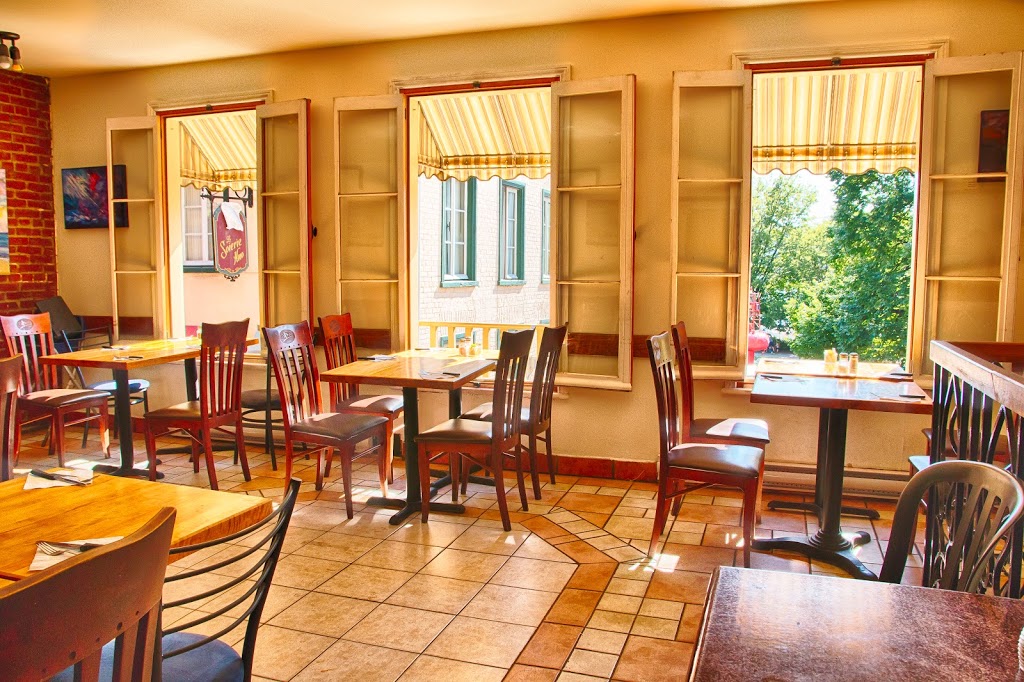Casse-Cou | 90 Rue du Petit Champlain, Québec, QC G1K 4H4, Canada | Phone: (418) 694-1121