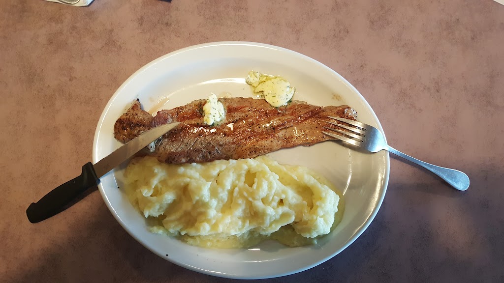 Ralphs German Restaurant And Café | 551 Muirham Dr, Winkler, MB R4W 4A6, Canada | Phone: (204) 325-9500