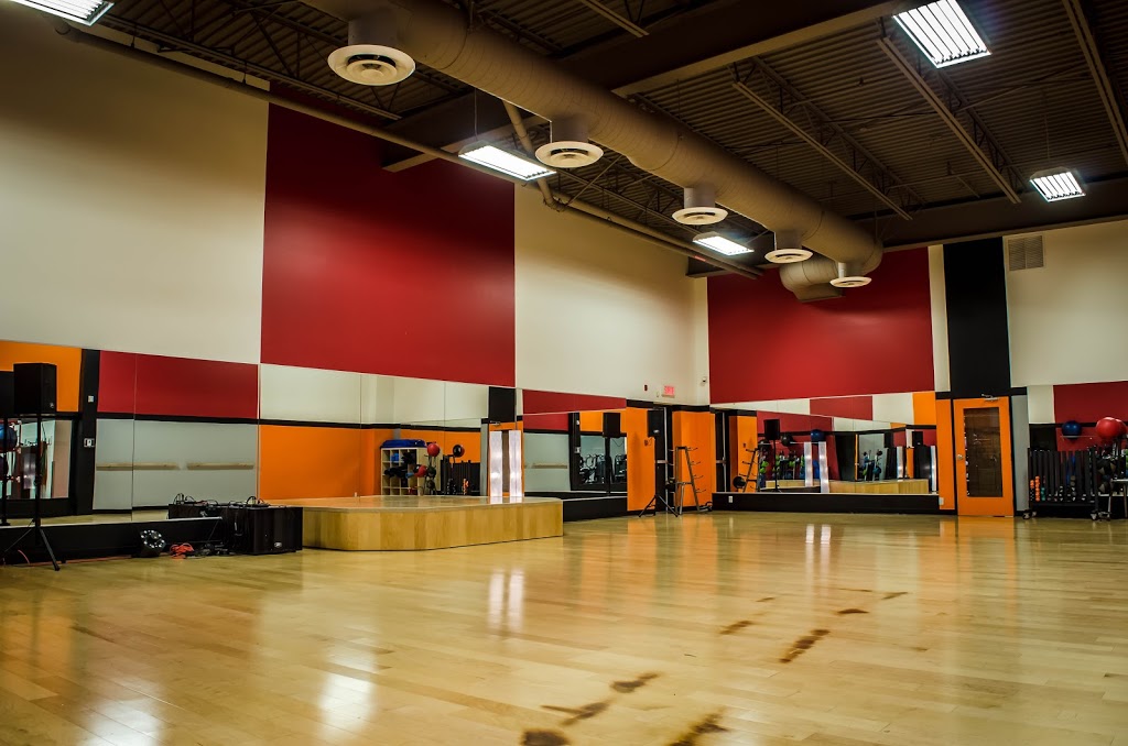 World Gym Quebec | 2837 Avenue St David, Québec, QC G1C 0J3, Canada | Phone: (418) 661-0200