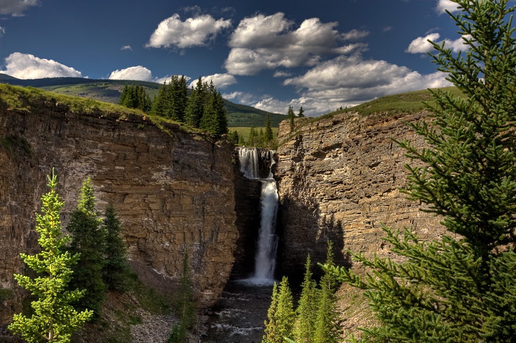 Murfs Outdoor Equipment | 706 Main Ave W, Sundre, AB T0M 1X0, Canada | Phone: (403) 638-5272