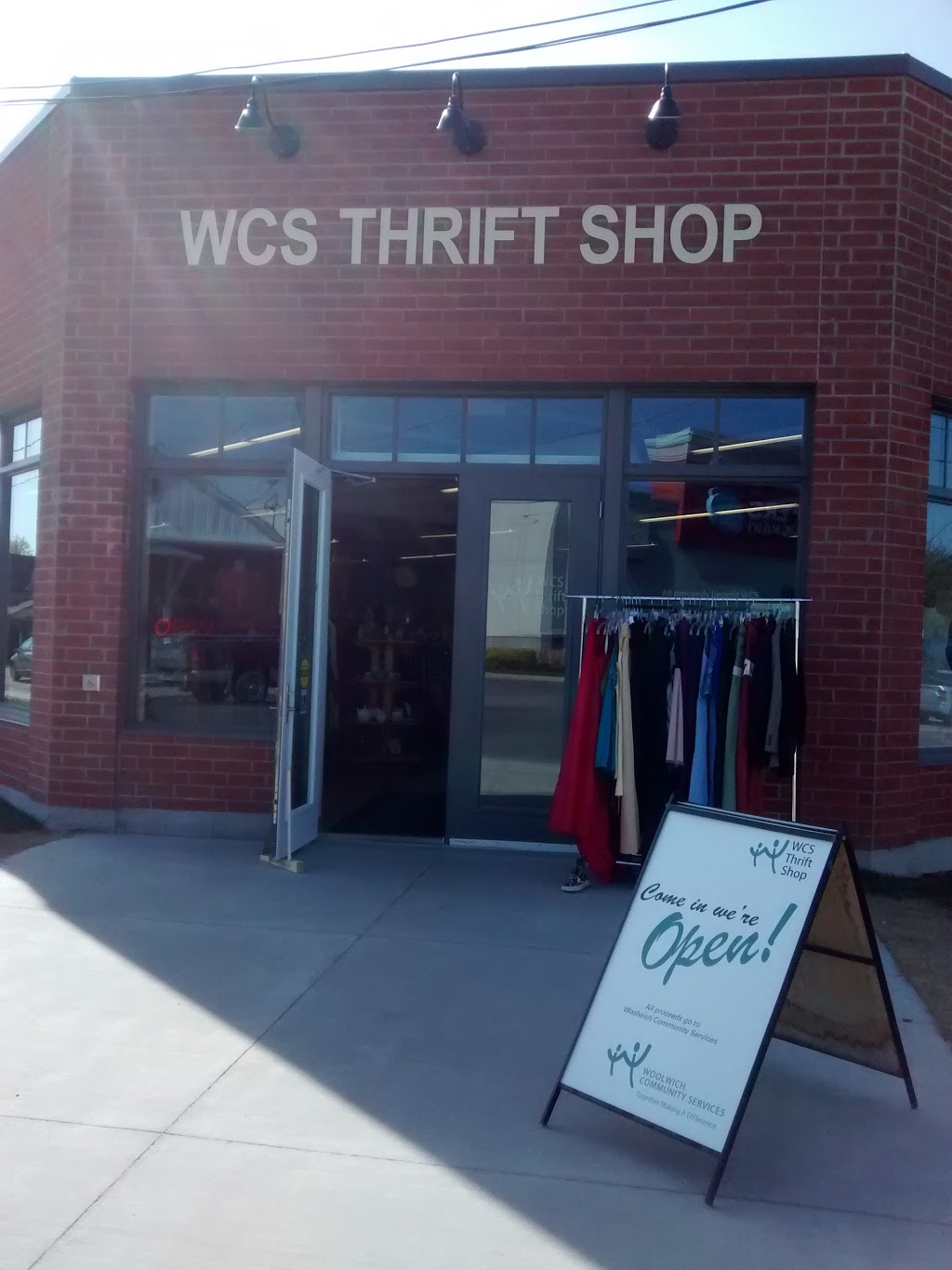 Woolwich Thrift Shop | 5 Memorial Ave, Elmira, ON N3B 2P8, Canada | Phone: (519) 669-1129
