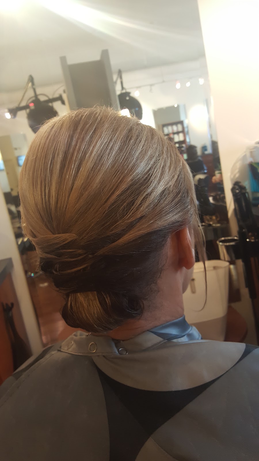 Efx Salon & Spa | 265 Wincott Dr, Etobicoke, ON M9R 2R7, Canada | Phone: (416) 245-9333