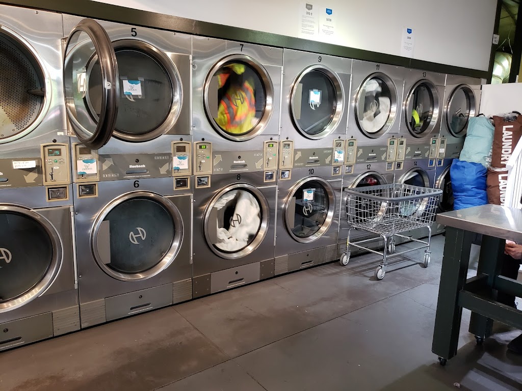 Oaksville Laundromat | 3099 Oak St, Vancouver, BC V6H 2K8, Canada | Phone: (604) 734-9274