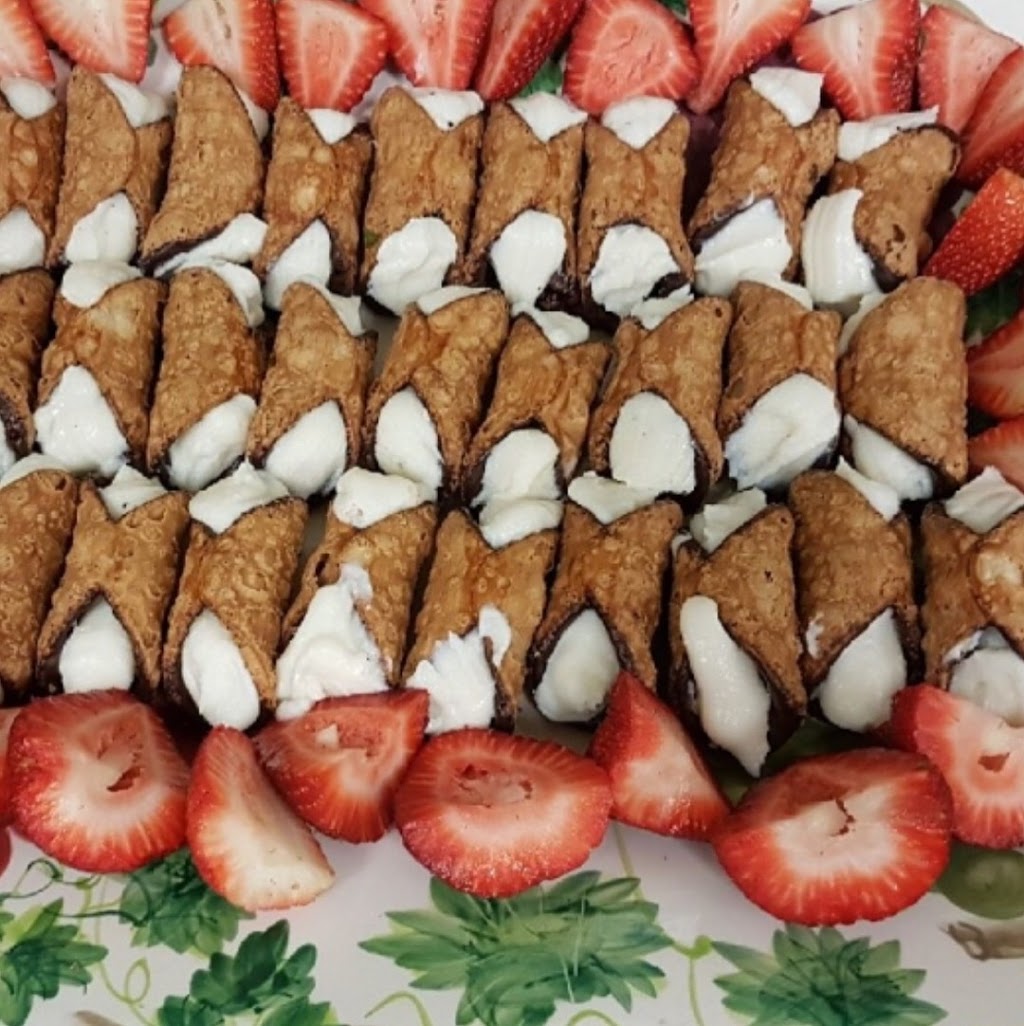 Julias Bistro | 1J6, 217 Niagara St, Dunnville, ON N1A 2A9, Canada | Phone: (905) 906-3924