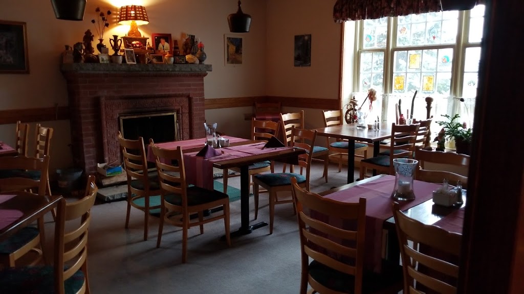 Anchor Inn Hotel | 1 Water St E, Little Current, ON P0P 1K0, Canada | Phone: (705) 368-2023
