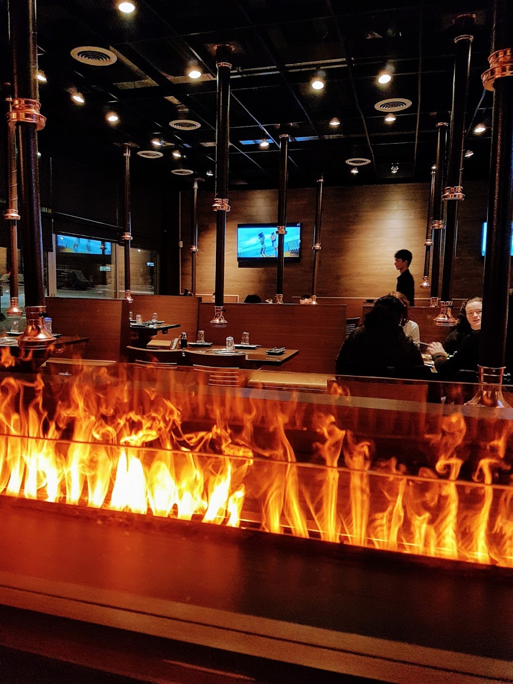 Monami BBQ Marcel-Laurin | 2135 Boulevard Marcel-Laurin, Saint-Laurent, QC H4R 1K4, Canada | Phone: (514) 543-9996