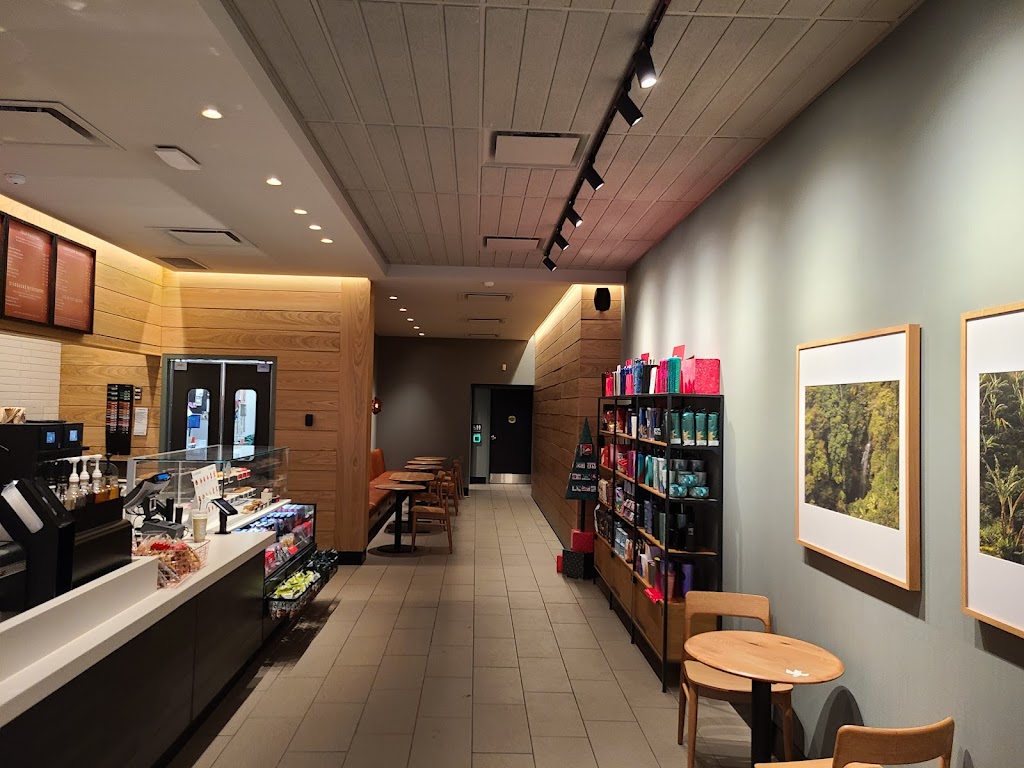 Starbucks | 1170 Muskoka Rd S, Gravenhurst, ON P1P 1K9, Canada | Phone: (800) 782-7282