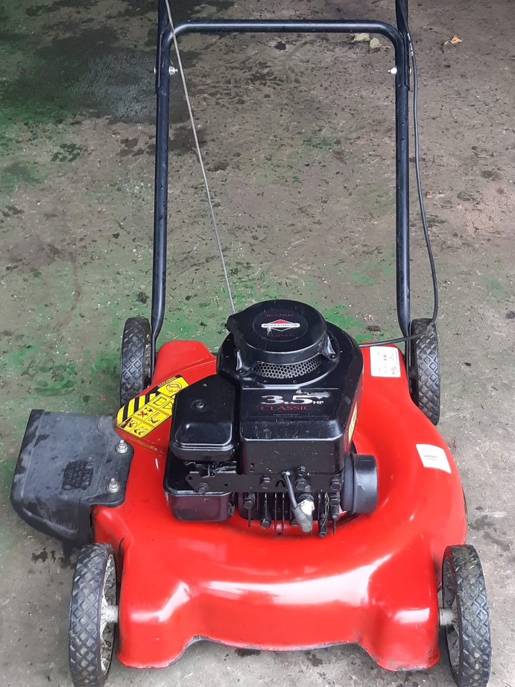 Hilltop combustion small engine repair | 110 Hall Rd, Berwick, NS B0P 1E0, Canada | Phone: (902) 691-0478