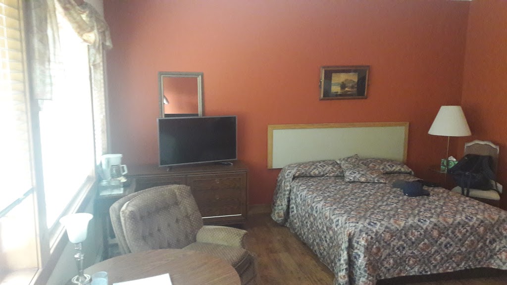 Kiwi Cove Lodge | 5130 Brenton Page Rd, Ladysmith, BC V9G 1L6, Canada | Phone: (866) 303-5494