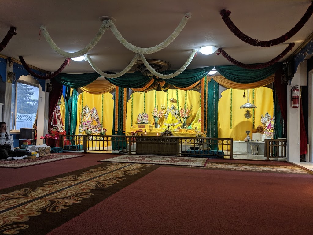 Bhameshwari temple | point of interest | 7984 123rd St, Surrey, BC V3W 3V4, Canada | 6045720406 OR +1 604-572-0406