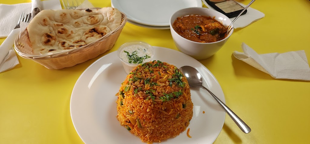 DAKSH RESTAURANT & BAR | 92 Simcoe St, Tillsonburg, ON N4G 2J1, Canada | Phone: (519) 688-0004