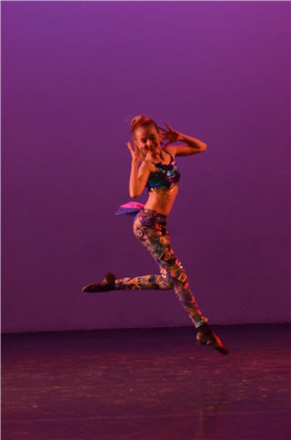 Dancer Studio | 260 Centrum Blvd, Orléans, ON K1E 3P4, Canada | Phone: (613) 834-4329