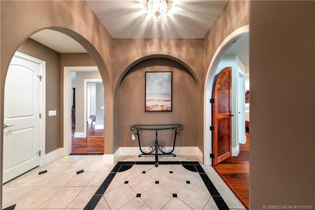 Beach Ave Castle Luxury Vacation Rental | 3860 Beach Ave, Peachland, BC V0H 1X1, Canada | Phone: (778) 581-8682