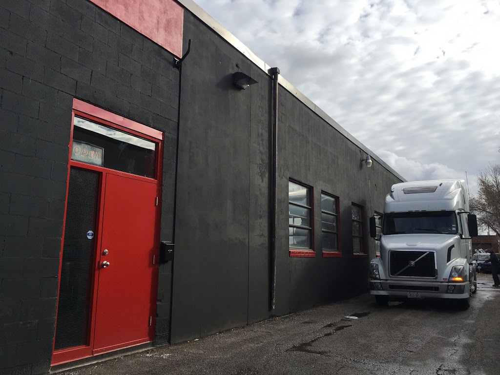 Pitlane Auto | 57 Toro Rd, North York, ON M3J 2A4, Canada | Phone: (844) 544-7744