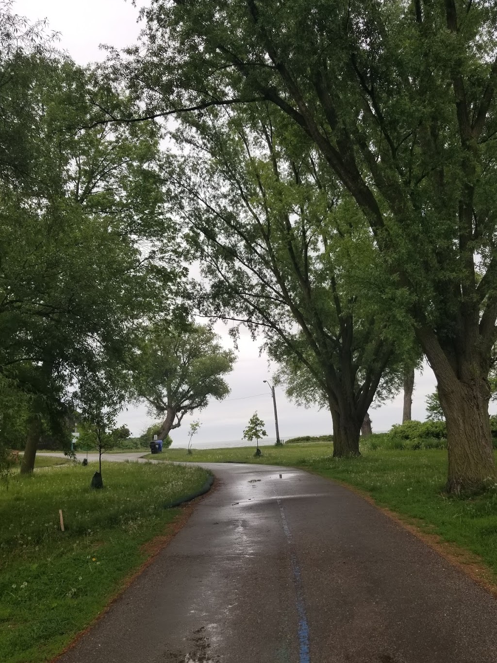 Marie Curtis Park | 2 Forty Second St, Etobicoke, ON M8W 3P2, Canada | Phone: (416) 392-2489