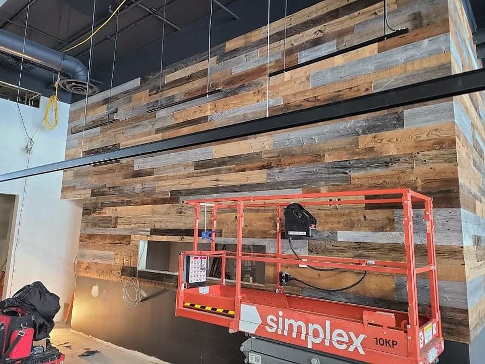 HUMBLE BARN ⚜️ Quality Reclaimed Wood Products | 60 Chem. Vigneault, Cantley, QC J8V 3A6, Canada | Phone: (613) 402-6332