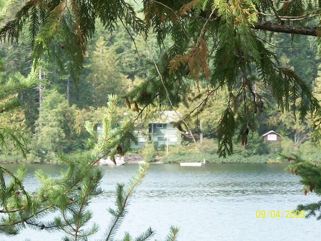 Lovin Lake Life | 2041 May Ave, Shawnigan Lake, BC V0R 2W3, Canada | Phone: (250) 888-5850