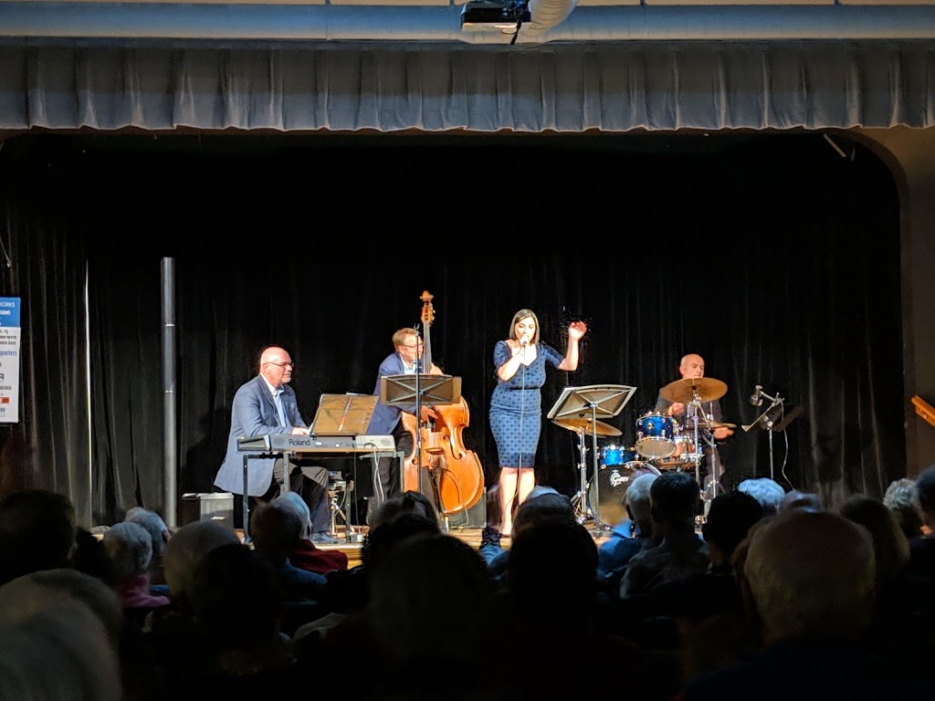 Marsh Street Community Centre | 187 Marsh St, Clarksburg, ON N0H 1J0, Canada | Phone: (519) 599-7837