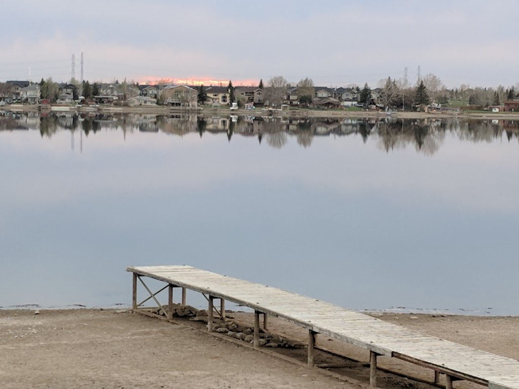 Calgary Yacht Club | 635 E Chestermere Dr, Chestermere, AB T1X 1A5, Canada | Phone: (403) 272-3300