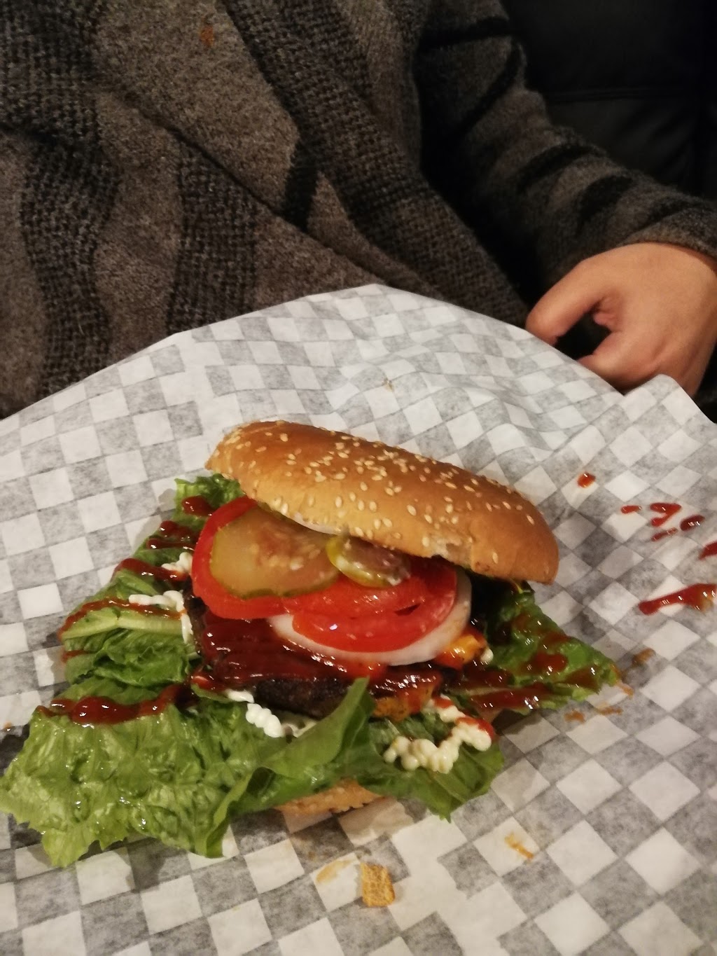 Arooba Burgers & Cafe | 361 Parkhurst Square, Brampton, ON L6T 0C2, Canada | Phone: (437) 929-5577