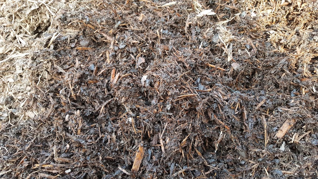 Affordable Landscape Supplies Wasaga Beach | 590 River Rd W, Wasaga Beach, ON L9Z 2P1, Canada | Phone: (705) 352-7645