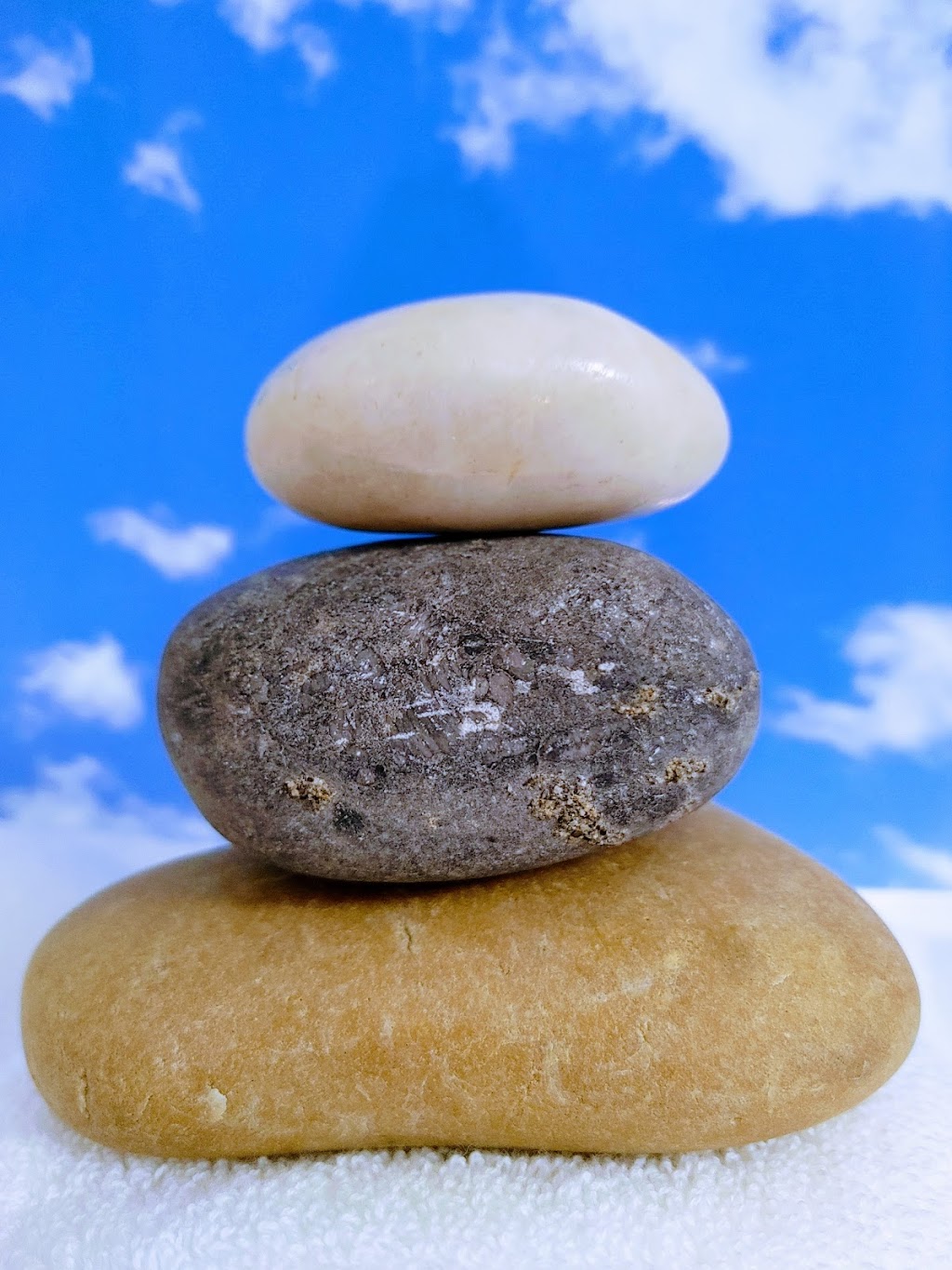 Azure Sky Reflexology | 63 Bow Ridge Rd, Cochrane, AB T4C 1V3, Canada | Phone: (780) 832-2113