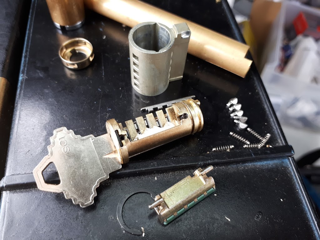 EA Locksmith Inc. | 31 Machado St, Kitchener, ON N2R 0C1, Canada | Phone: (519) 722-7776