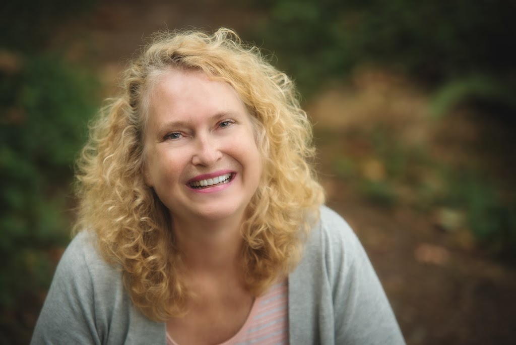 Wood Dragon Counselling Maureen Edwards | 4536 Willingdon Ave, Powell River, BC V8A 2M8, Canada | Phone: (604) 344-0077