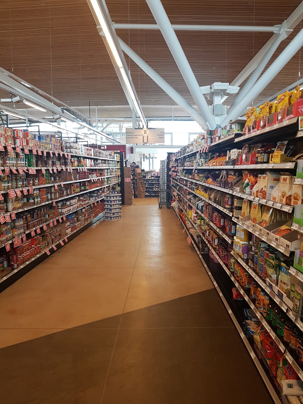 Askews Foods - Uptown | 2701 11 Ave NE, Salmon Arm, BC V1E 2S3, Canada | Phone: (250) 832-7622
