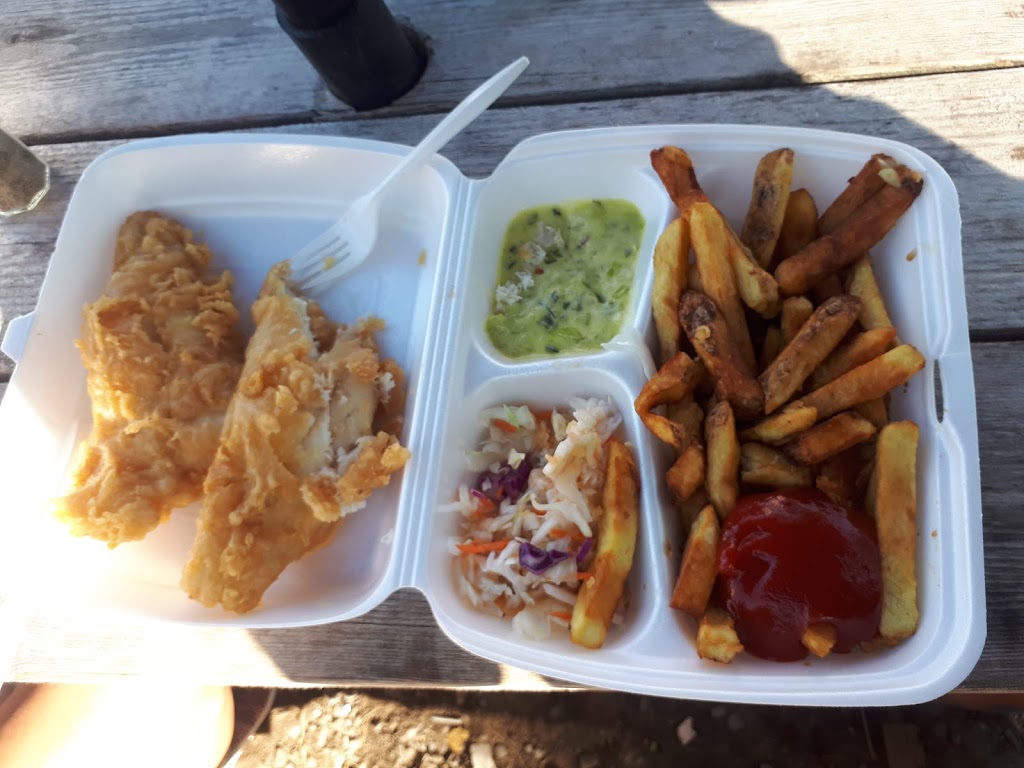 Georges Fish & Chips | 4 Old Portage Rd, Carrying Place, ON K0K 1L0, Canada | Phone: (613) 392-2000