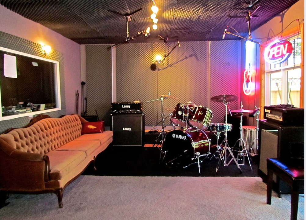 Jesse Burch Music Lessons | 2711, Vancouver, BC V5K 1K2, Canada | Phone: (604) 250-7972