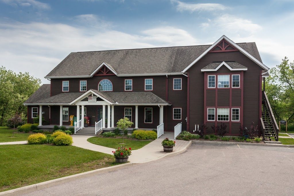 Royal LePage Lakes Of Muskoka Realty | 100 Westmall Rd, Bracebridge, ON P1L 1Z1, Canada | Phone: (705) 645-5257