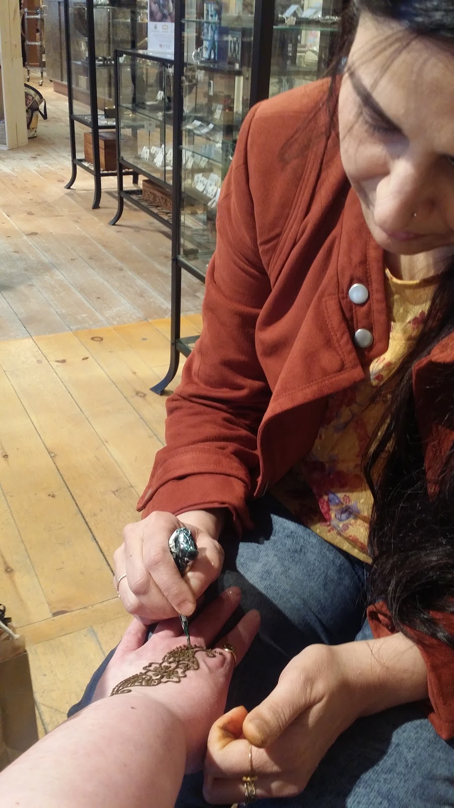 Ten Thousand Villages | 134 Plaza Dr, Winnipeg, MB R3T 5K9, Canada | Phone: (204) 261-0566