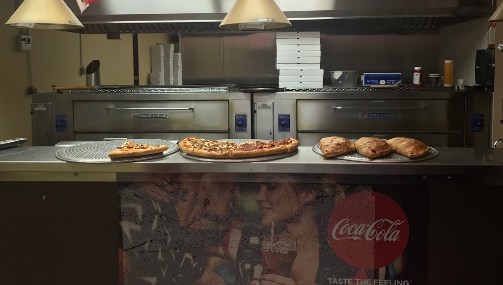 Pizza Lovers | 800 Hunt Club Rd #4, Ottawa, ON K1V 1C3, Canada | Phone: (613) 680-8959
