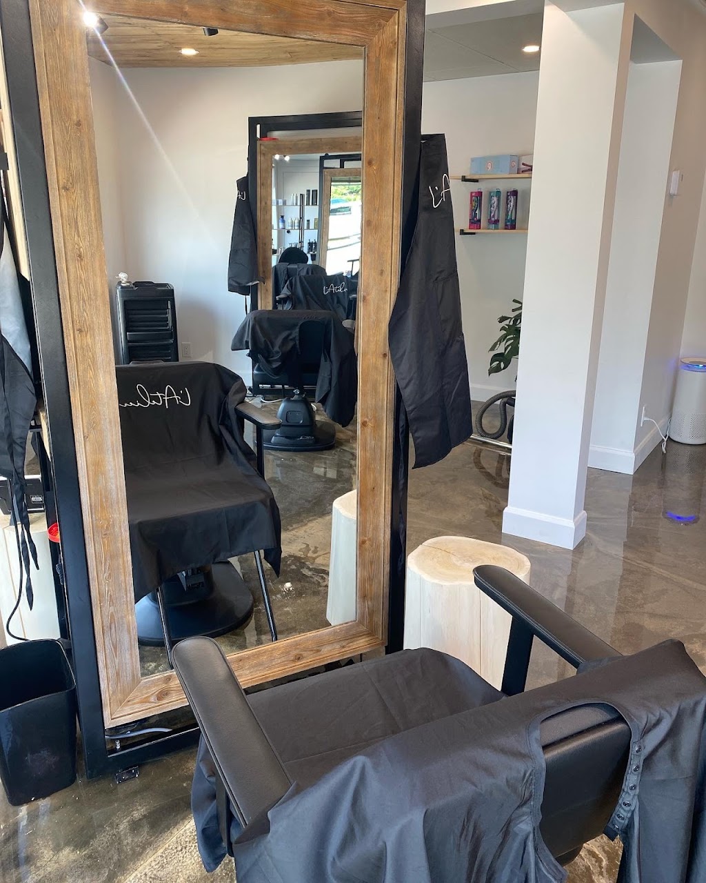 L’Atelier Elle et Lui | 163 Rue Laurier, Maniwaki, QC J9E 2K6, Canada | Phone: (819) 441-0444