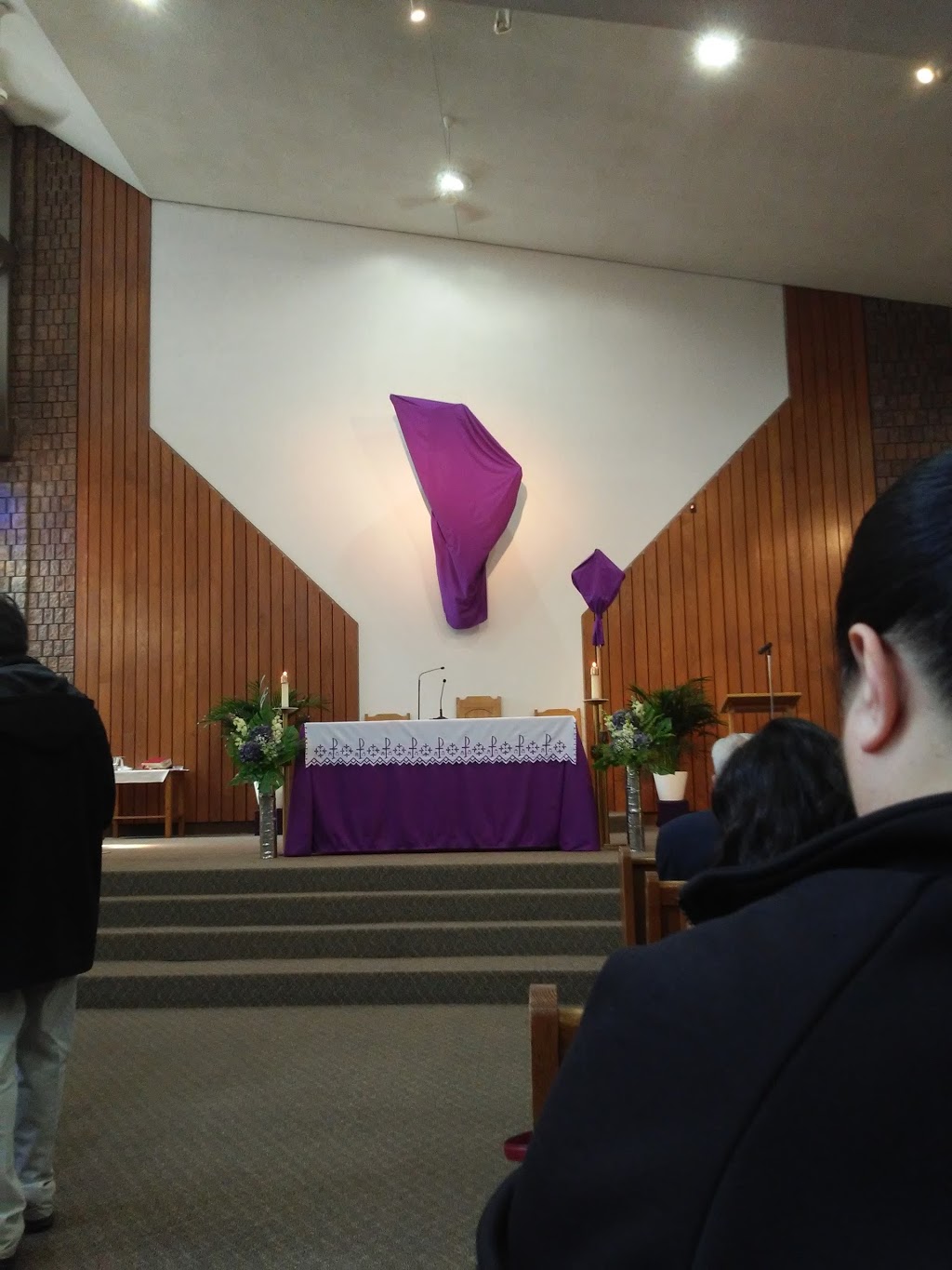 St. Anthony of Padua Catholic Church | 940 N Park Dr, Brampton, ON L6S 3L5, Canada | Phone: (905) 793-8030