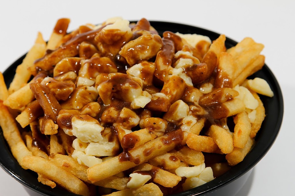 Willys Pizza | 7 Kakulu Rd, Kanata, ON K2L 2K1, Canada | Phone: (613) 271-1717