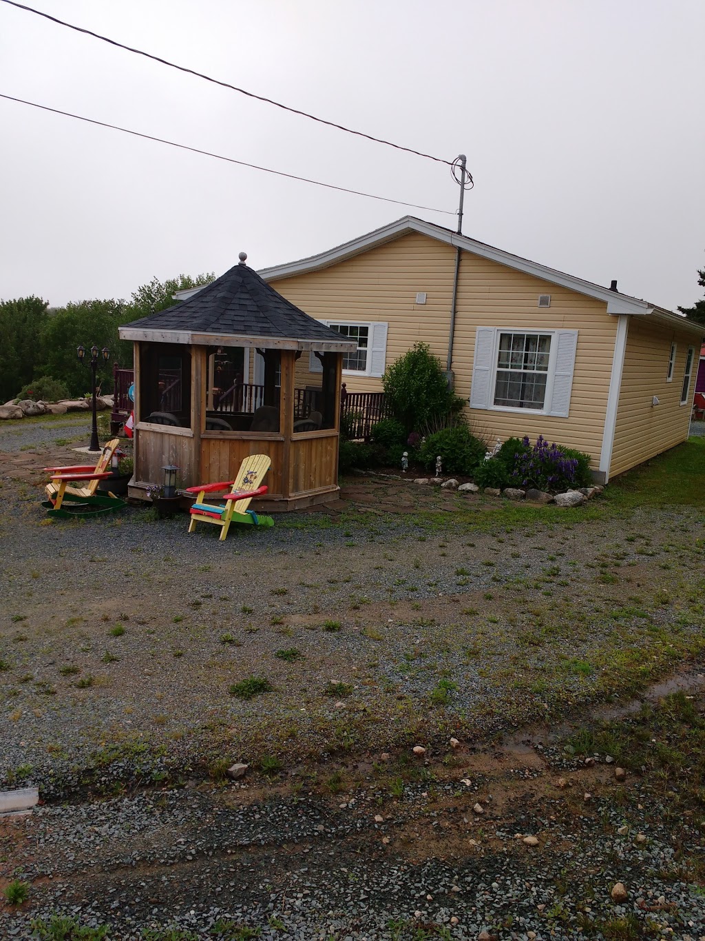 Wayside Camping Park | 10295 Peggys Cove Rd, Glen Margaret, NS B3Z 3H1, Canada | Phone: (902) 823-2547