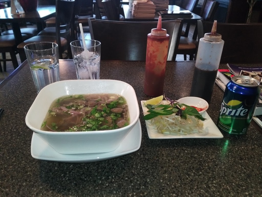 Thai Spring Rolls | 15461 Yonge StL4G 1P4, Aurora, ON L4G 1P4, Canada | Phone: (905) 727-6336