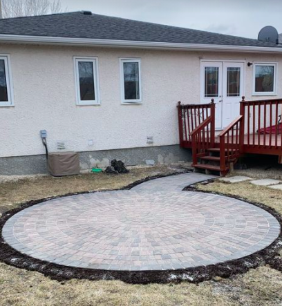 Kiwi Construction & Maintenance | Settlers Trail, Lorette, MB R5K 0R5, Canada | Phone: (431) 200-3083