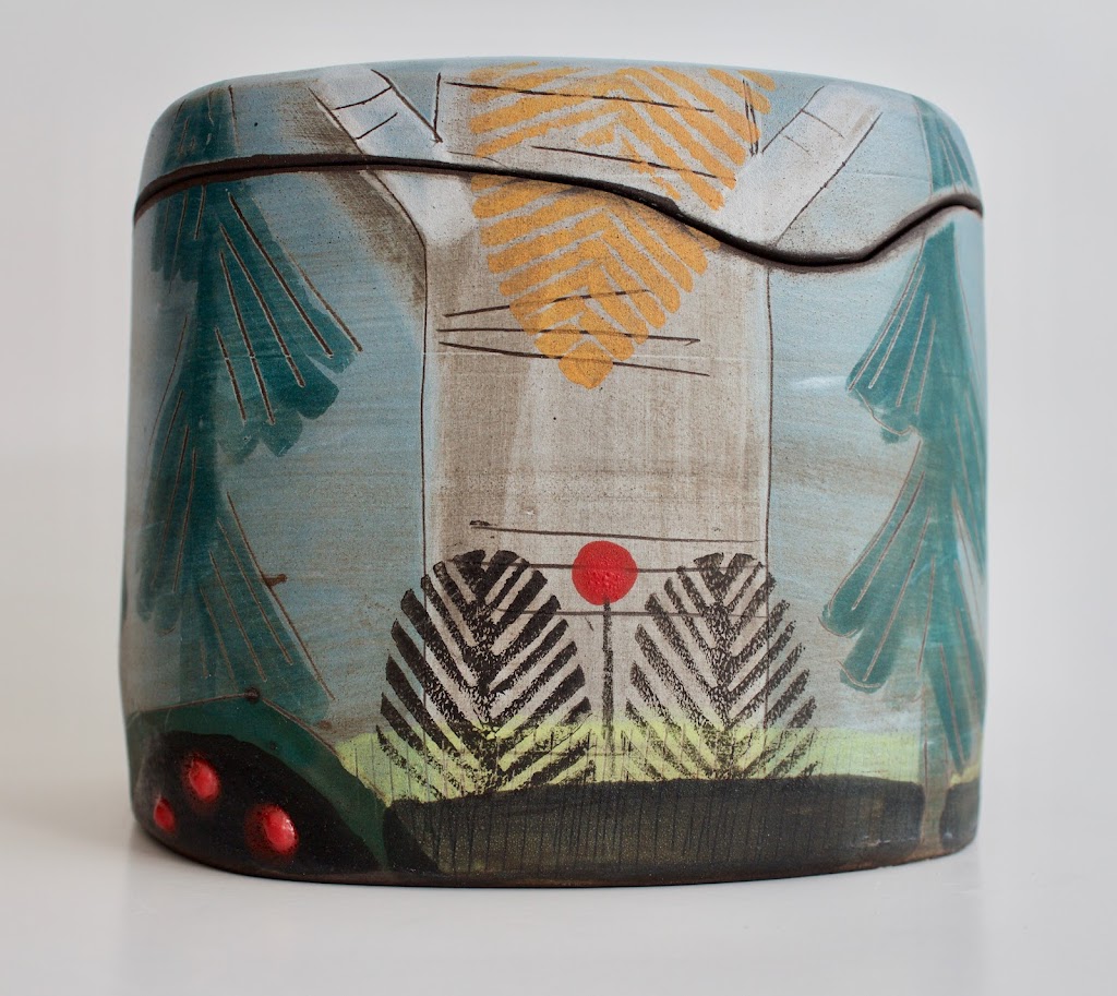 Blackbird Pottery | 5843 Gelert Rd, Dysart et al, ON K0M, Canada | Phone: (705) 457-4619