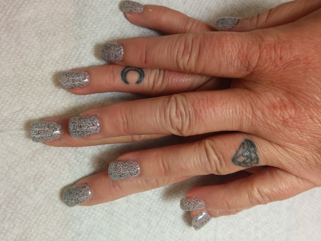 Queens Nails | 111 RR 20 unit 1b, Fonthill, ON L0S 1E0, Canada | Phone: (905) 892-9656