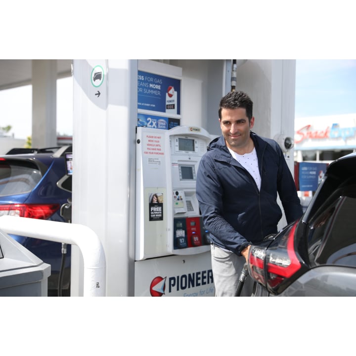 Pioneer | 1292 Dupont St, Toronto, ON M6H 2A4, Canada | Phone: (416) 536-2330